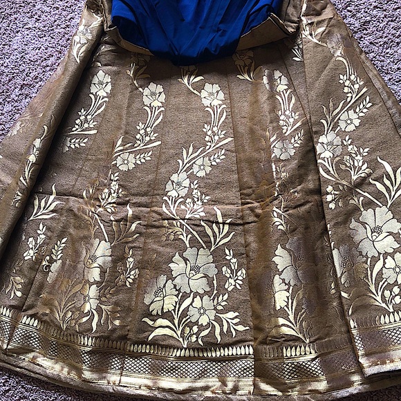 Prom gown - Picture 8 of 9